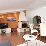 Tanja Apartament *